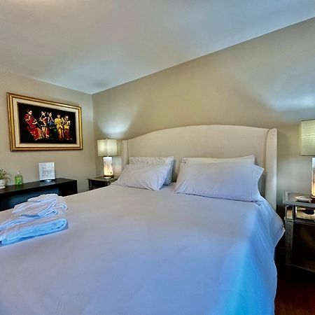North Nanaimo Gem - Garden-View Room With Private Ensuite Esterno foto