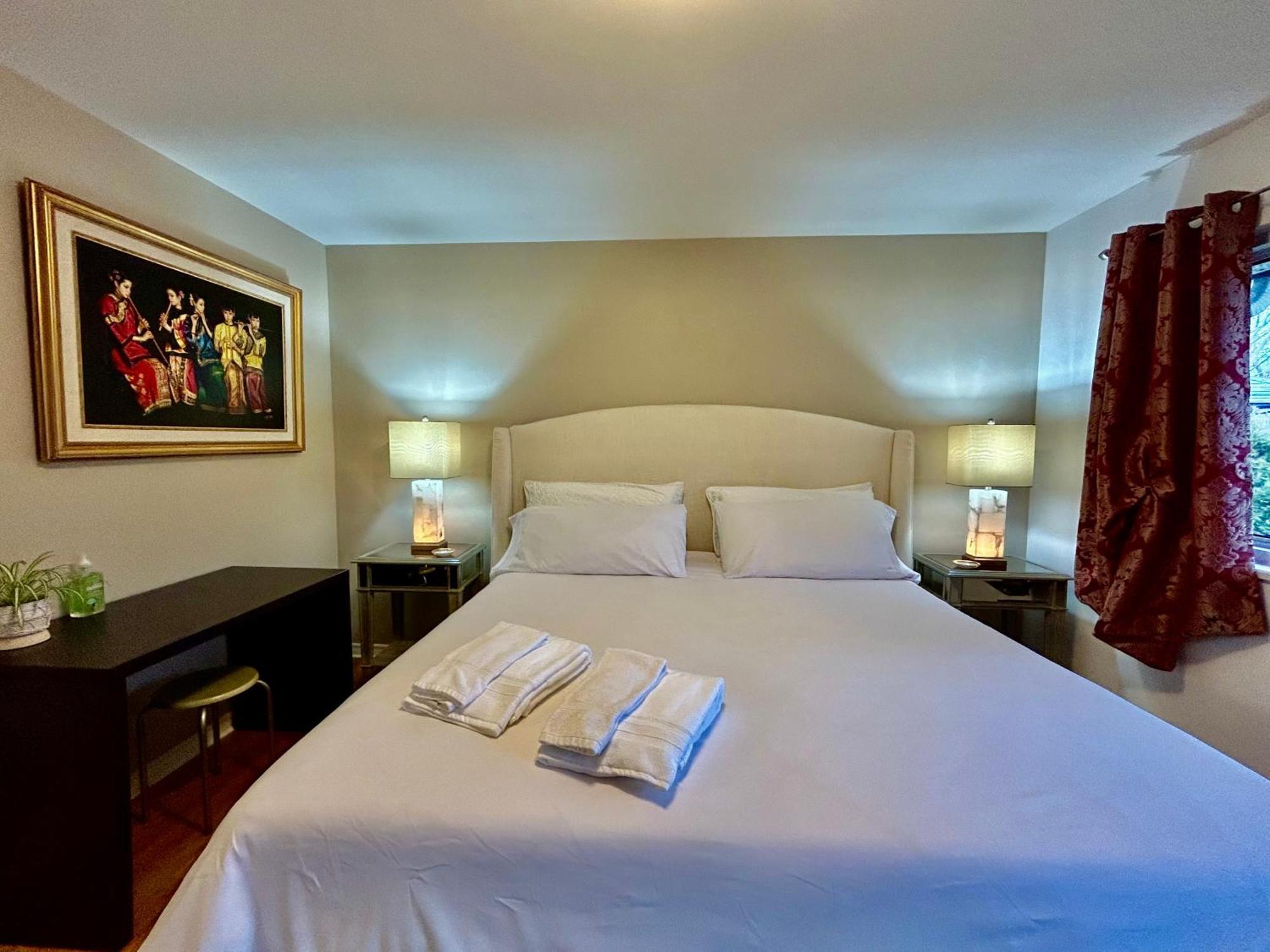 North Nanaimo Gem - Garden-View Room With Private Ensuite Esterno foto